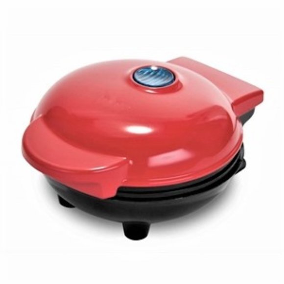 Dash Kitchen Dash Mini Round Waffle Maker Nwt Poshmark